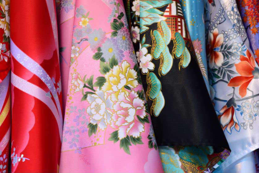 tessuti colorati kimono